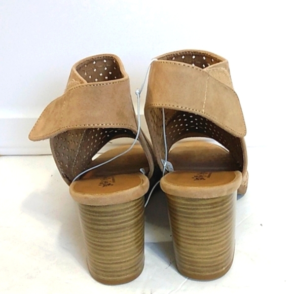 SELF ESTEEM TAN BLOCK HEEL OPEN TOE MULE SANDALS SIZE 10 NWOT - Picture 4 of 7